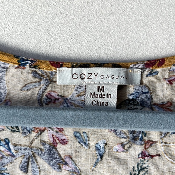 Cozy Casual Floral Wrap Wide Sleeve Crop Top - Picture 5 of 9